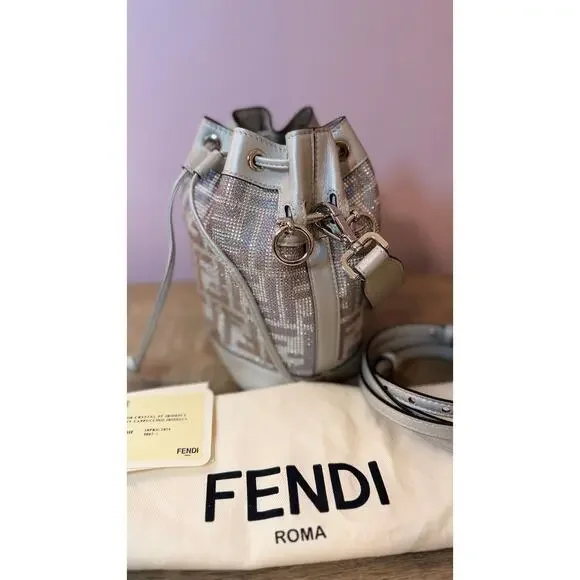 🩶SOLD🩶 Fendi Mon Tresor Iridescent Crystals Crossbody Bag - Picture 4 of 6